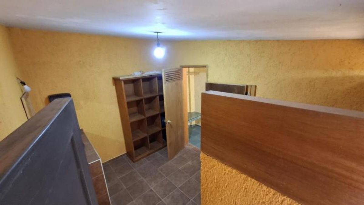 Fotografía de CASA EN VENTA EN REAL DEL POTOSI CON USO DE SUELO COMERCIAL PARA SALON DE FIESTA
