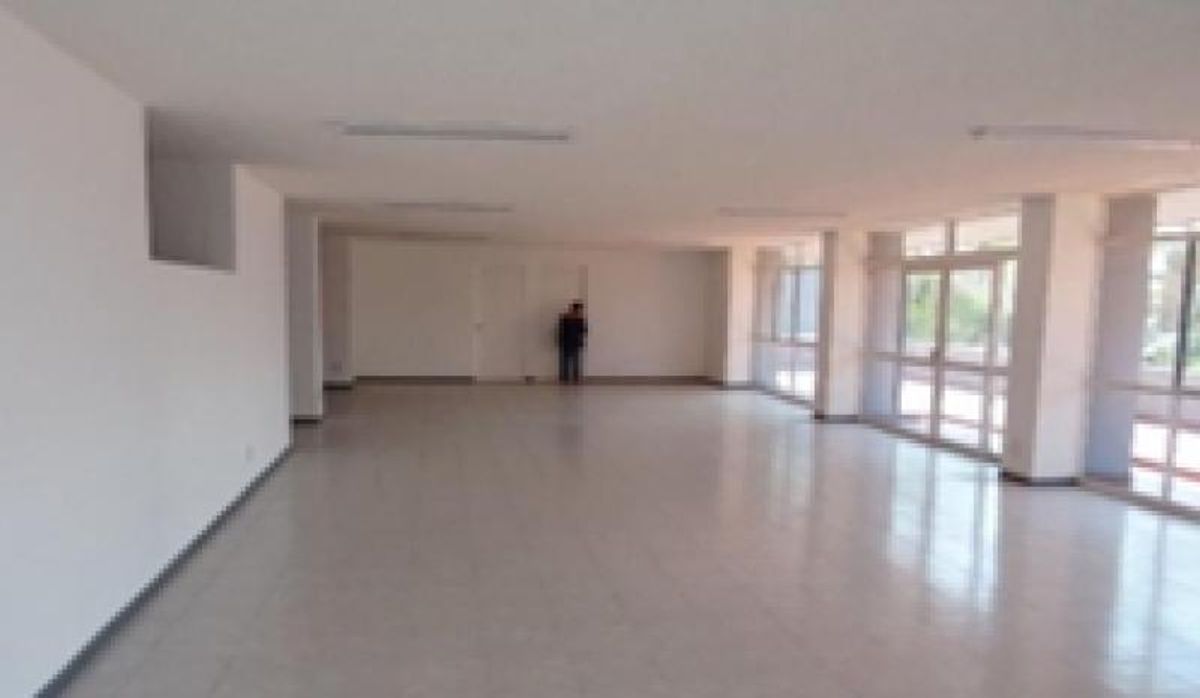 Fotografía de EDIFICIO DE OFICINAS EN VENTA SOBRE AV CARRANZA