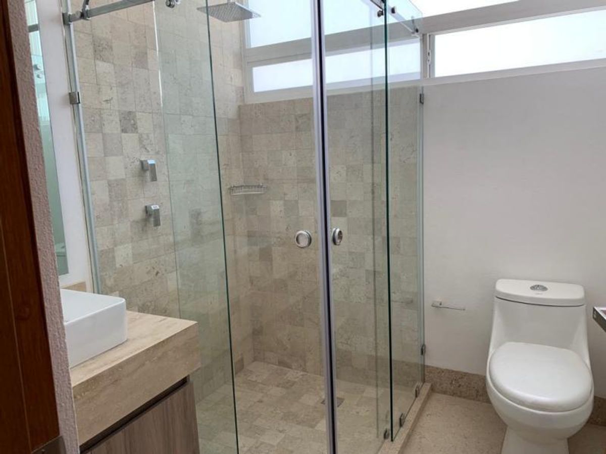 Fotografía de CASA EN VENTA EN CLUB DE GOLF LA LOMA