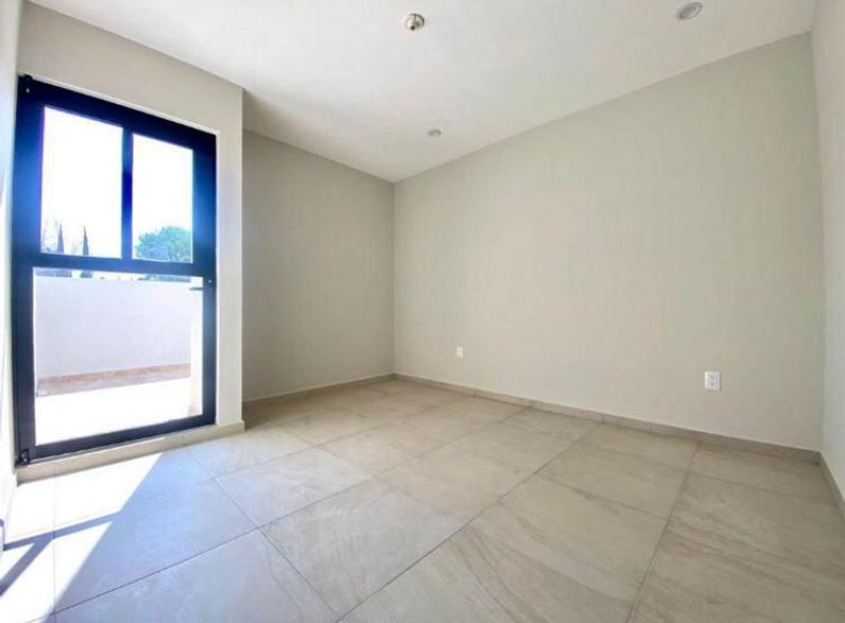 Fotografía de CASA EN VENTA EN PRIVADA DE LOS REYES