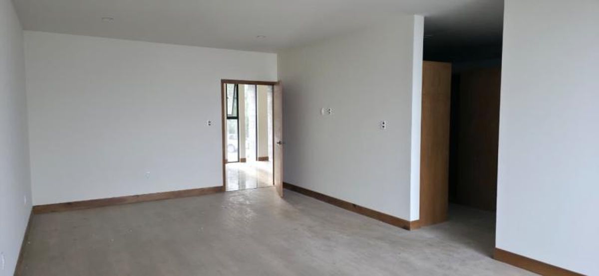 Fotografía de CASA EN VENTA EN LA LOMA CLUB DE GOLF CON ROOF 