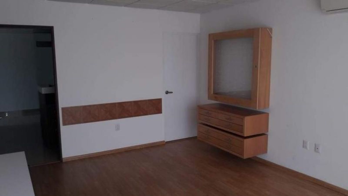 Fotografía de RENTA DE CONSULTORIO/OFICINA EN TORRE MEDICA DEL PEDREGAL