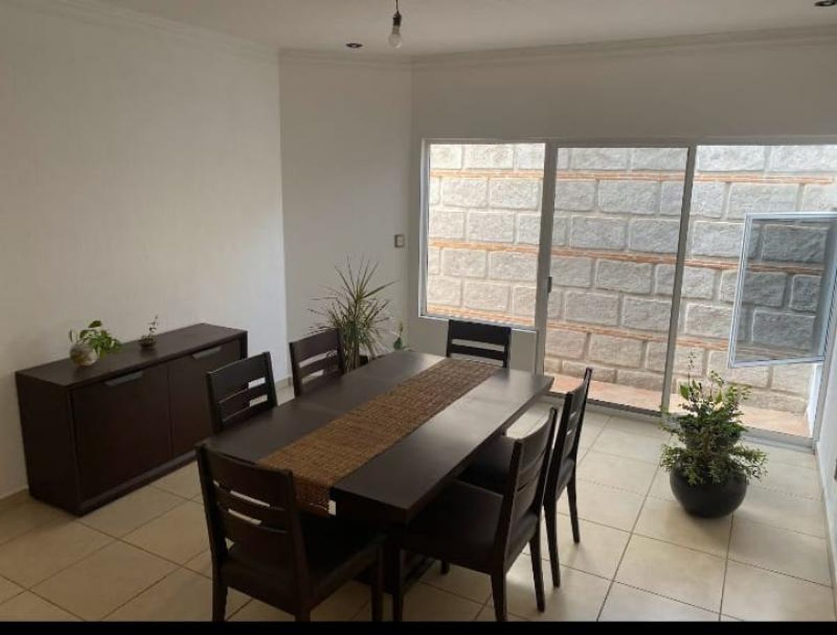 Fotografía de CASA EN VENTA EN LOMAS DEL TEC EN ESQUINA