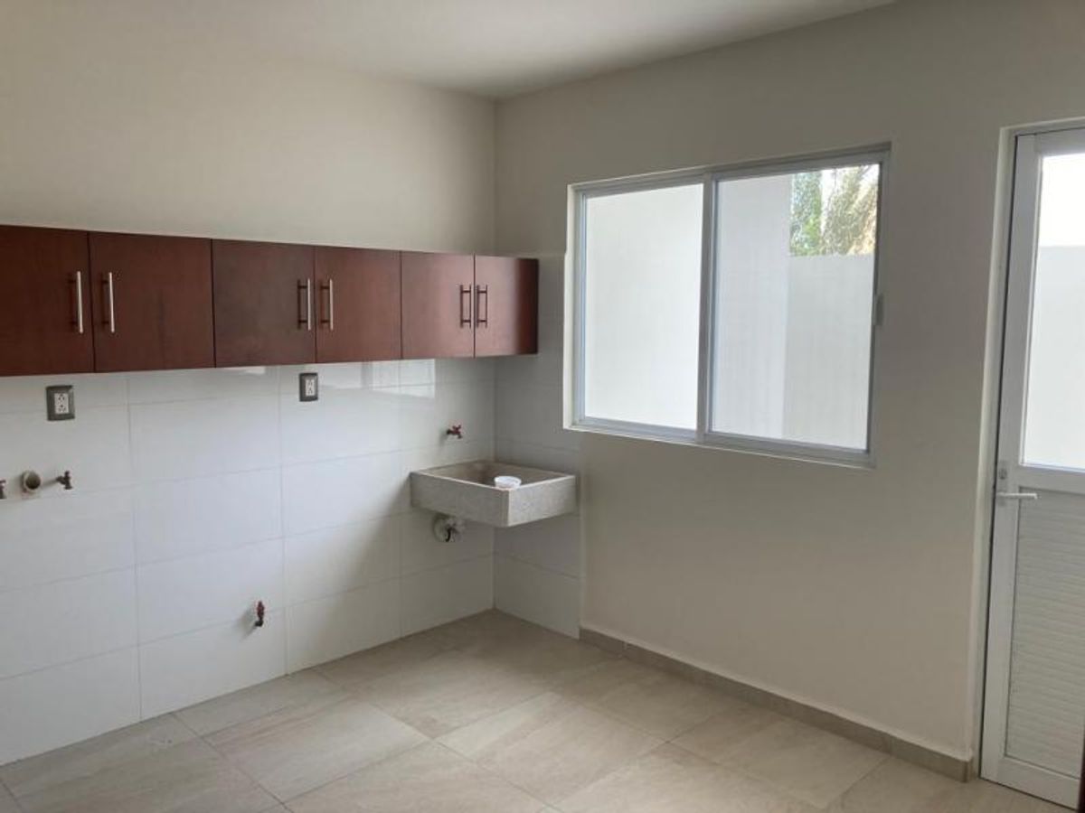 Fotografía de CASA EN VENTA EN CLUB DE GOLF CON VISTA INMEJORABLE