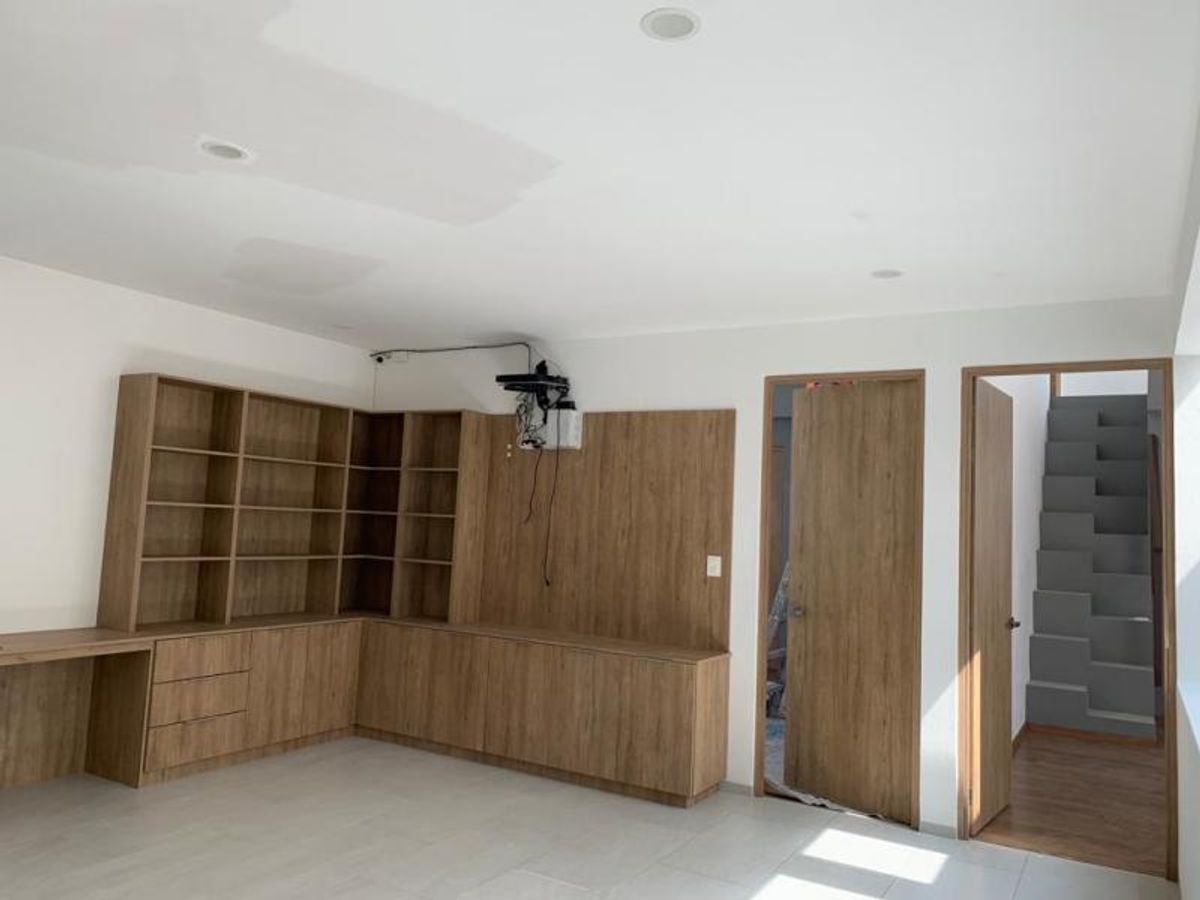 Fotografía de VENTA DE CASA EN LA LOMA CLUB DE GOLF MUY BIEN UBICADA