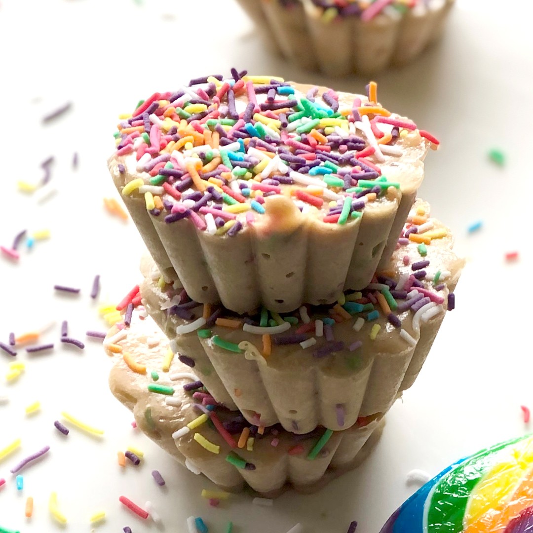 Biscoff Birthday Cake Freezer Fudge