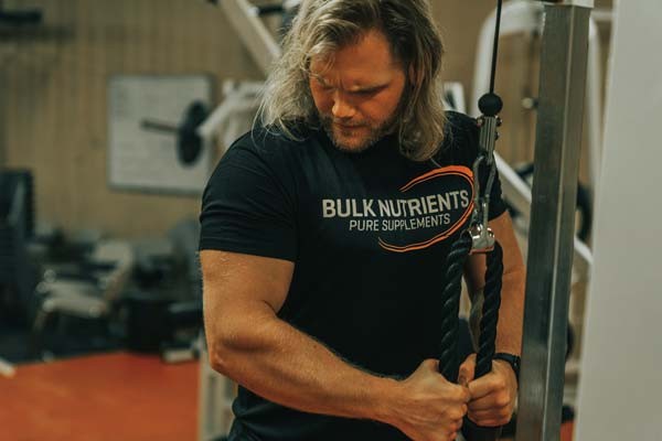 Numerous studies suggest that caffeine hinders the effectiveness of creatine when consumed together.