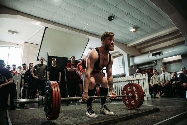 Training for a powerlifting competition with powerlifter Dave Napper