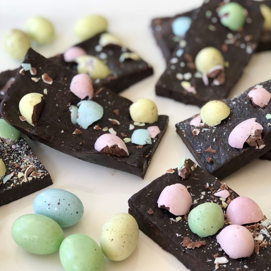 No-Bake Easter Fudge Bars