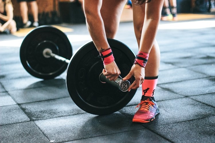 L-Theanine and L-Tyrosine are both amino acids that are linked to increased attentiveness and relaxation and have a synergetic effect with other ingredients in the pre workout.