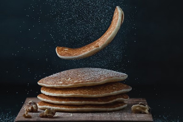 Pancakes are fair game during a refeed day.