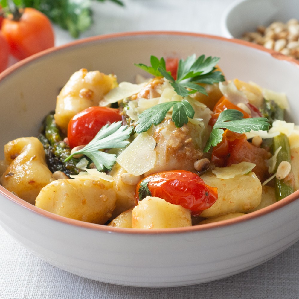 Keto Ricotta Gnocchi with Tomatoes and Asparagus Recipe