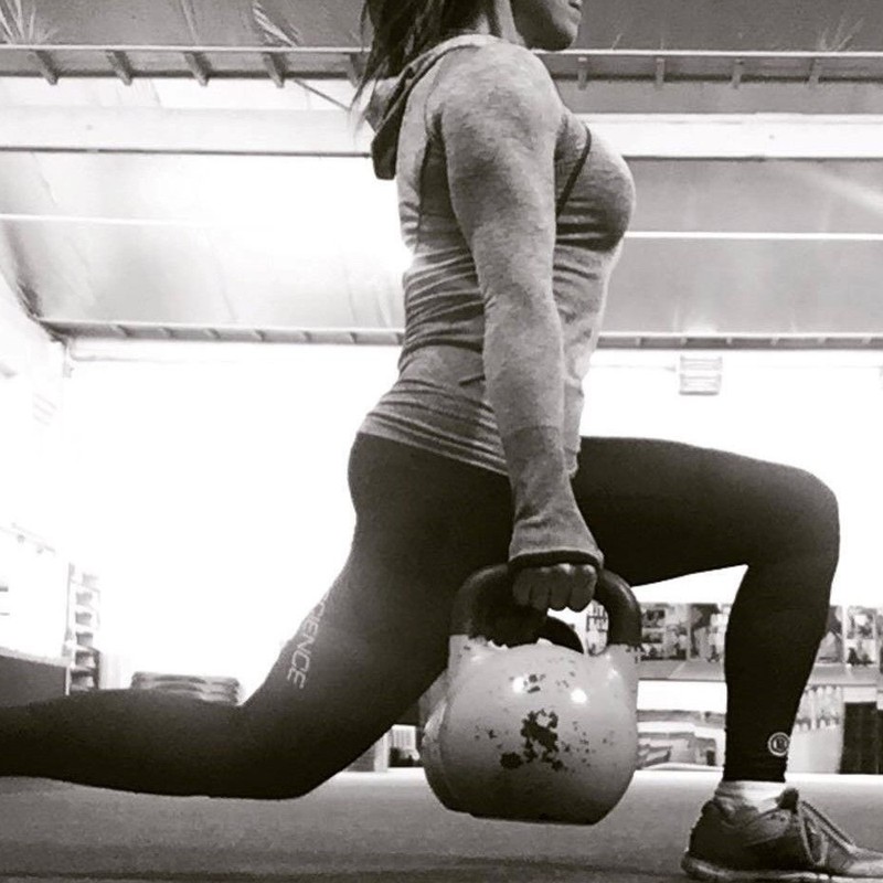 Bulk Nutrients Ambassador Bridget Freeman doing a lung.