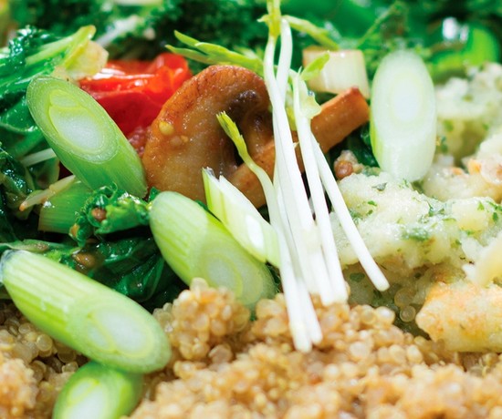 High Protein Egg, Quinoa and Greens Breakfast Bowl recipe from Bulk Nutrients