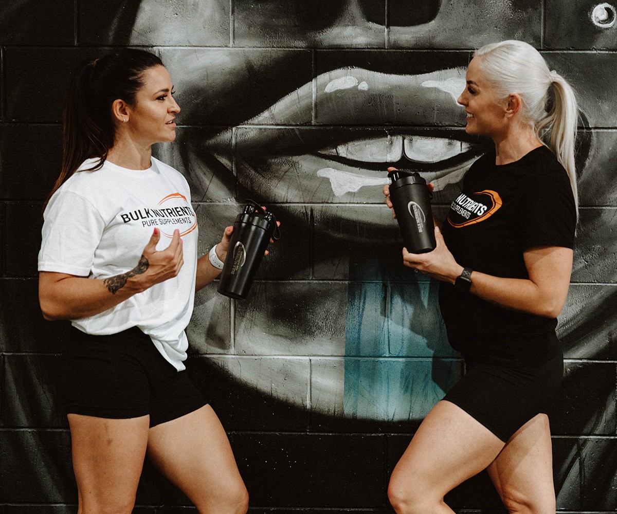 Bulk Nutrients Ambassadors Tammie Sarkozy and Tarran Lee chatting