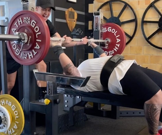 Will a free-grip barbell help us grow more muscle? | Bulk Nutrients blog