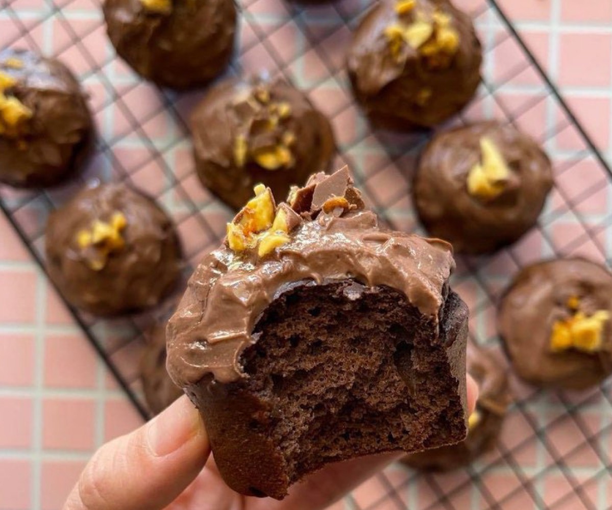 Choc Honeycomb Cupcakes