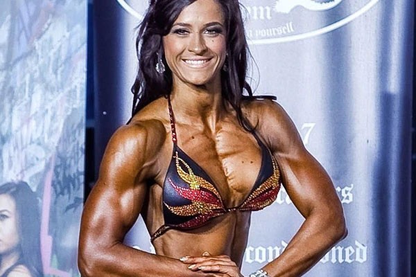 Top tips to perfect your posing