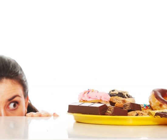 A treat vs a Bulk Nutrients treat: Healthy alternatives to help you stave off your sugar cravings