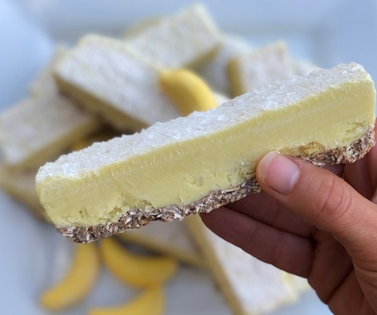 Collagen Banana Paddle Pop Slice