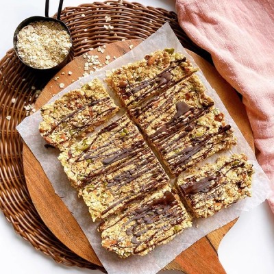 High protein Vanilla Maple Granola Bars recipe from Bulk Nutrients