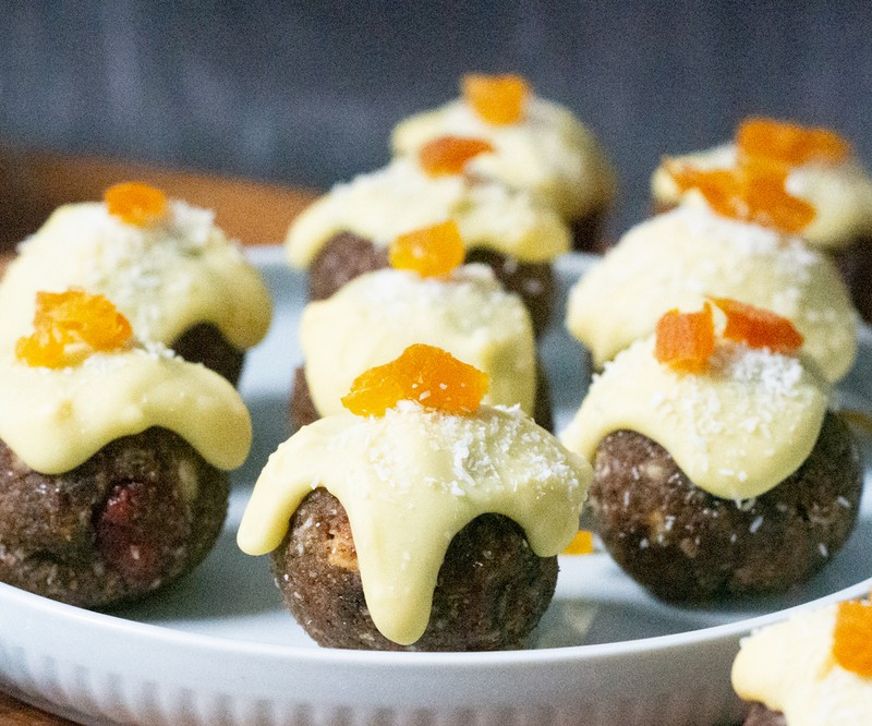 High protein 12 Days of Christmas Fruit Mince Pie Protein Balls recipe from Bulk Nutrients