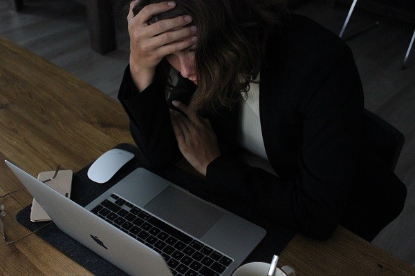 How women can combat stress