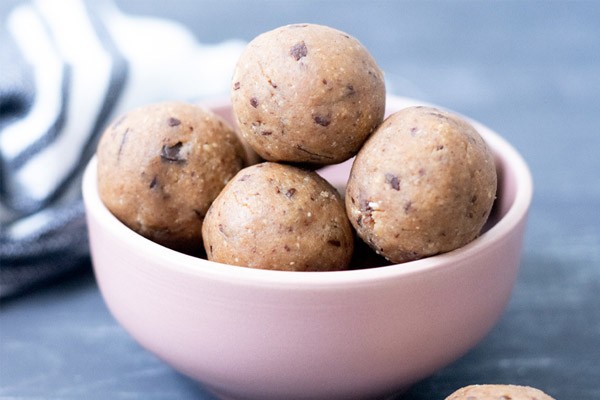 Collagen Cookie Dough Protein Balls