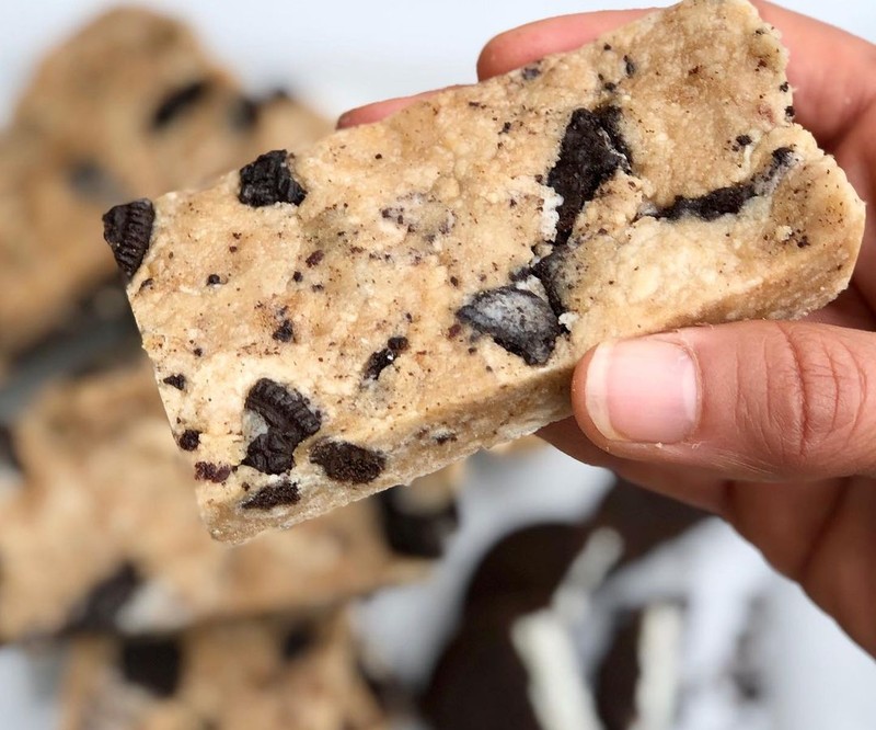 High protein Cookies and Cream Protein Bars recipe from Bulk Nutrients