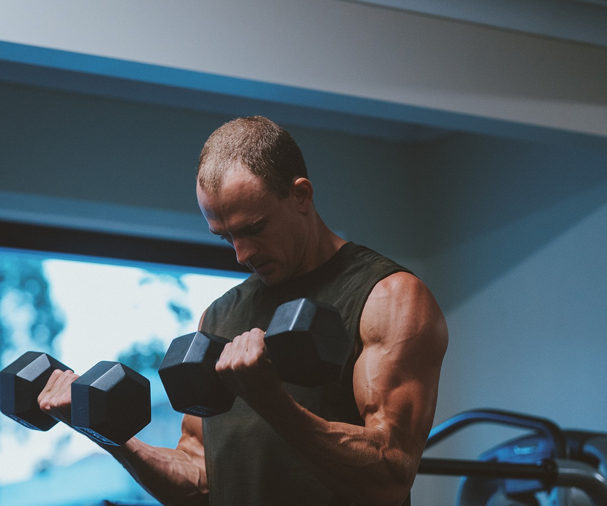 BN Ambassador Max Cuneo doing muscle curls