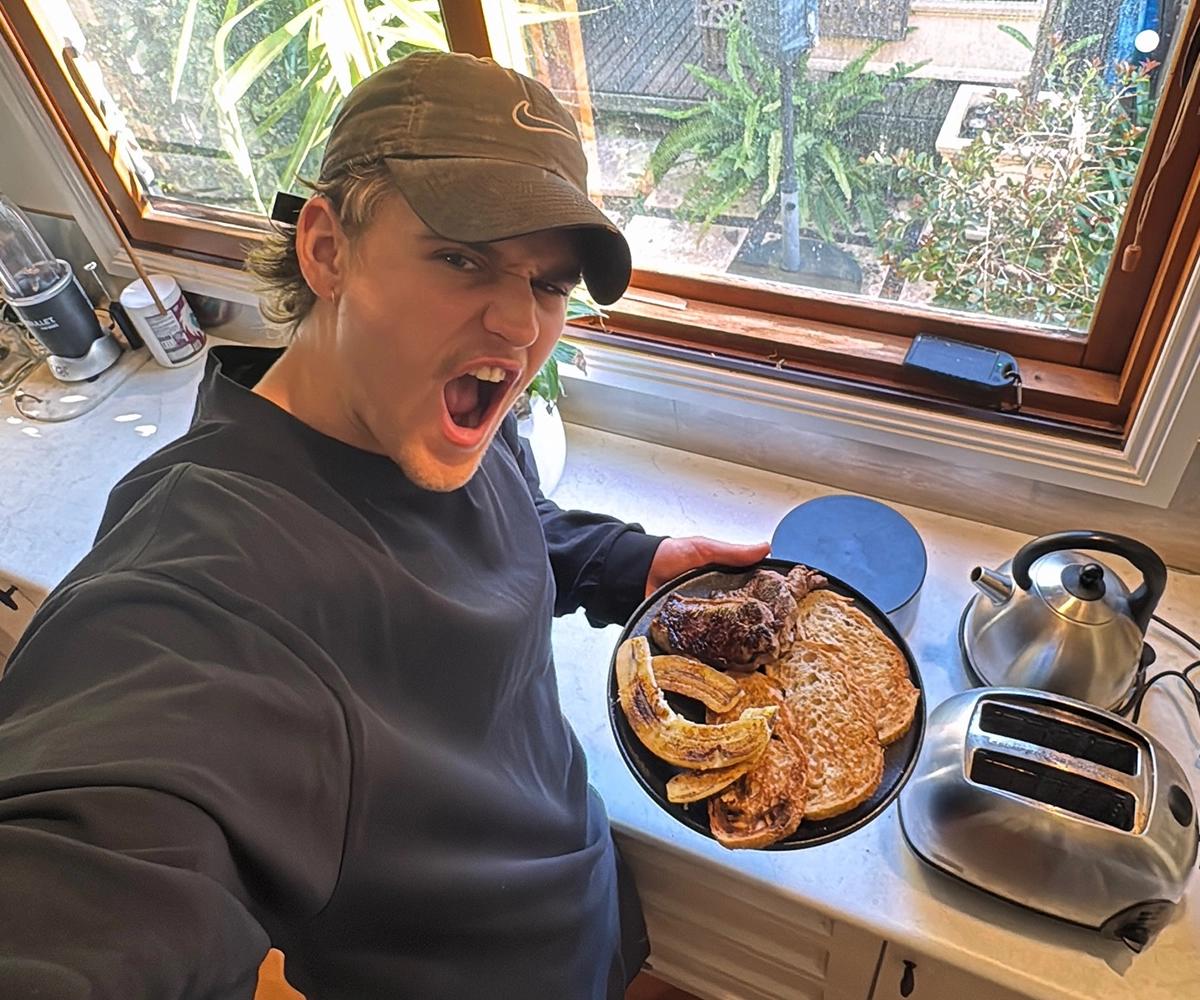 BN Ambassador Jakob Barlow with plate of food