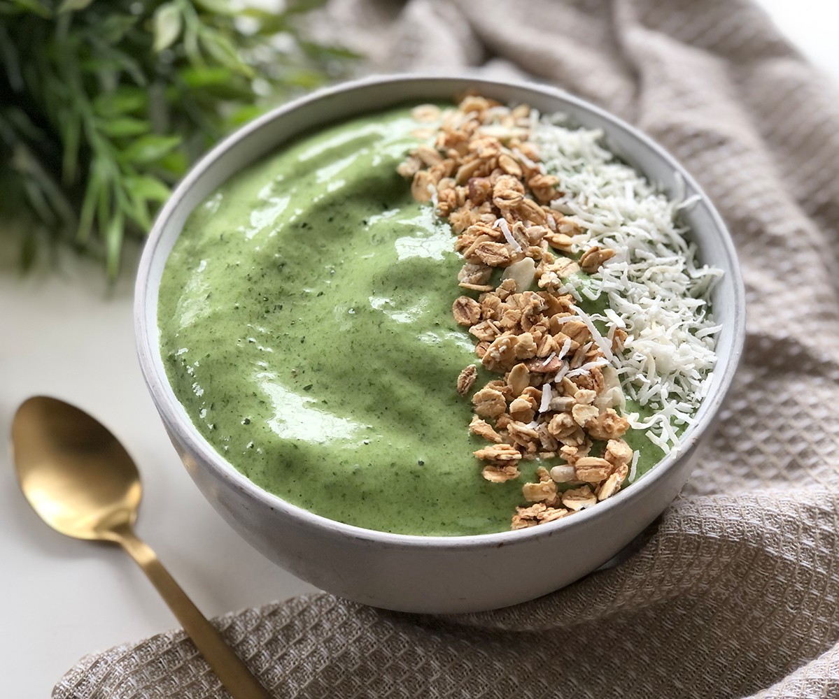 Green Mango Smoothie Bowl Recipe