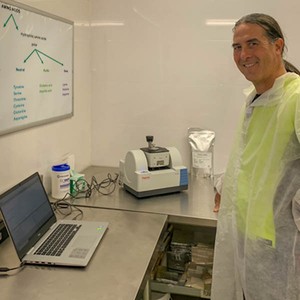 Bulk's own in-house THERMO SCIENTIFIC spectrometer