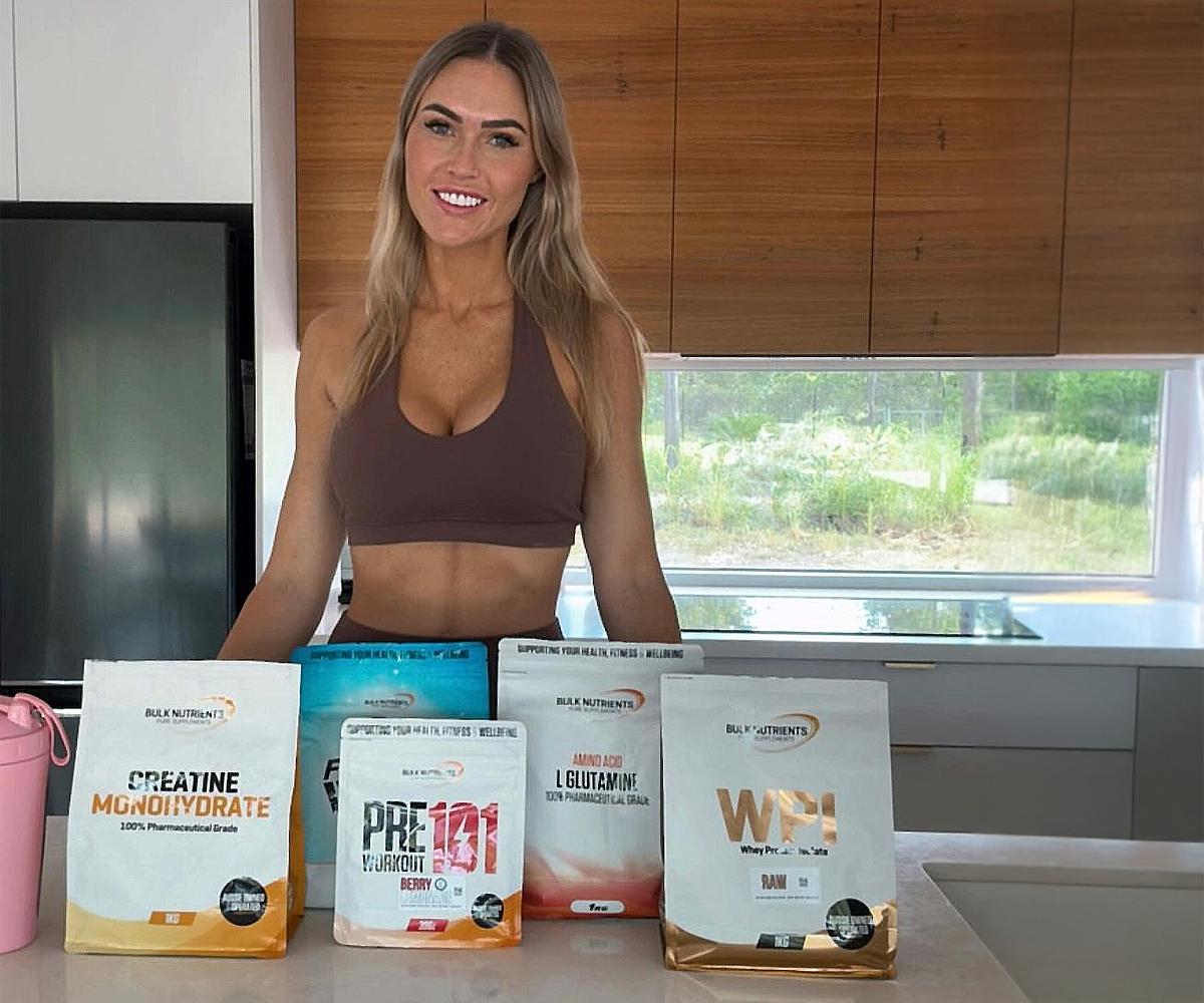 Bulk Nutrients Ambassadors Caitlin Livsey with Bulk Products