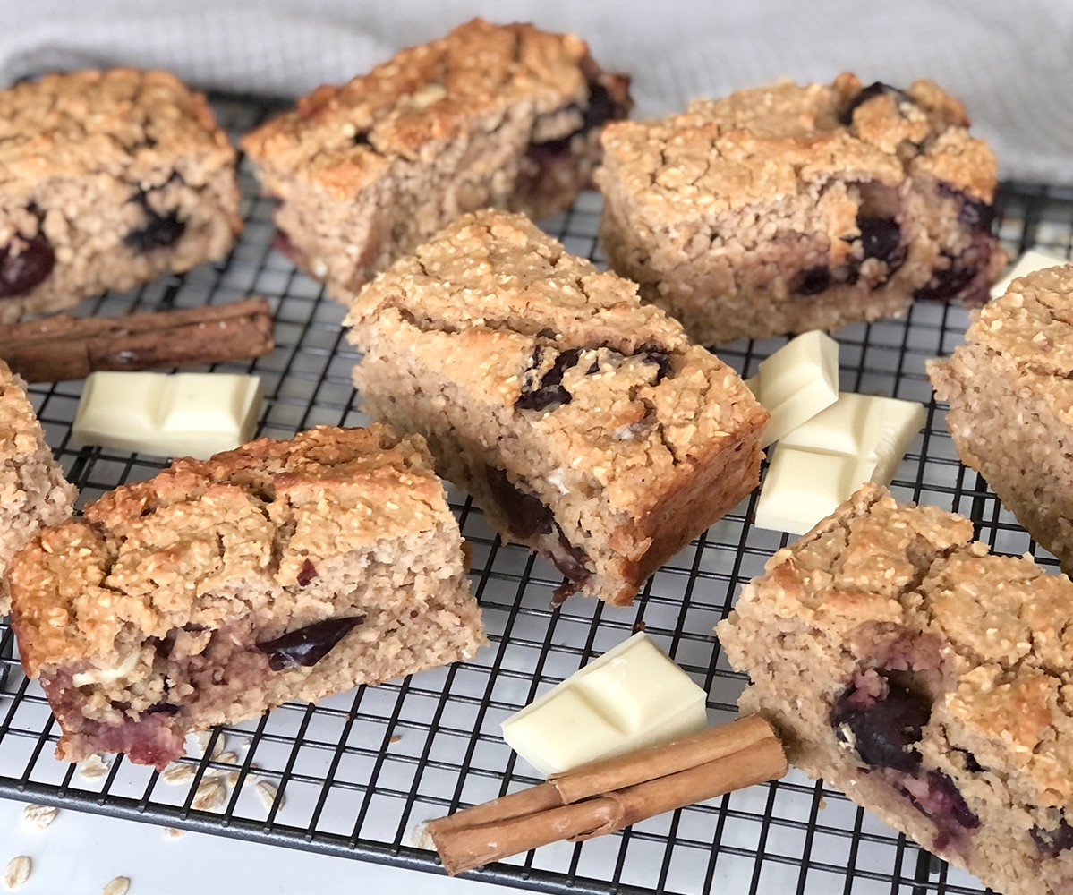 Cherry Chai Blondies