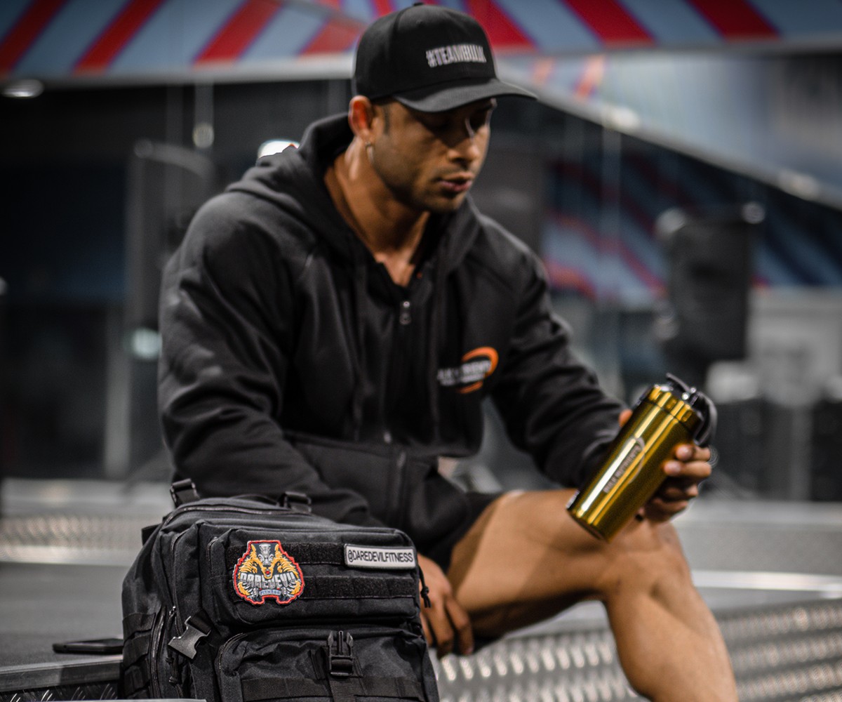 Protein supplementation can help busy athletes reach daily protein requirements.