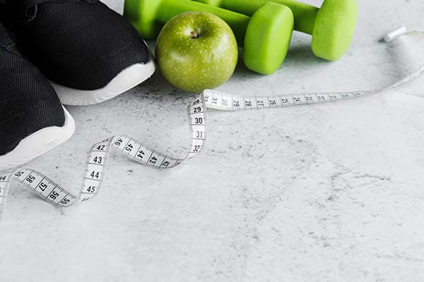 Meal replacements are a great tool in a dieters toolkit. They offer complete nutrition when a whole meal isn’t possible.