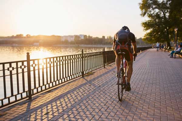 There are so many benefits to jumping on a bike more often. Decreased stress, improved cardiovascular fitness and reduced vehicle costs, just to name a few!