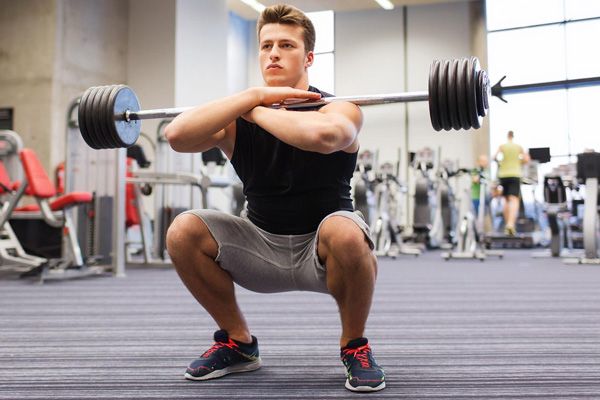 By getting skilled at front squats, you’ll be greeting strength and mass in your quadriceps, better posture, and better core stability