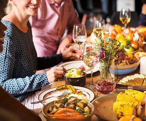 Your guide to eating out at a restaurant without sacrificing your fitness goals in 2021