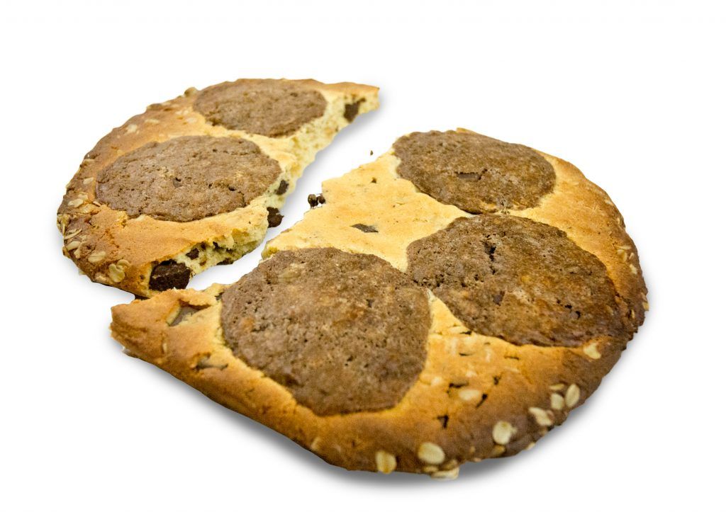 Ultimate chocolate chip oat protein cookie recipe from Bulk Nutrients 