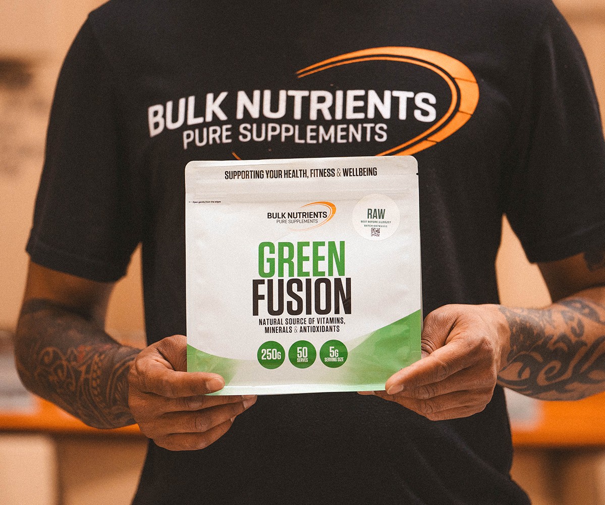 Bulk Nutrients Green Fusion being held