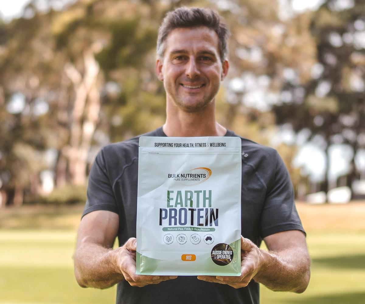 Let’s talk about carbohydrates, fats and trace vitamins in these blends.