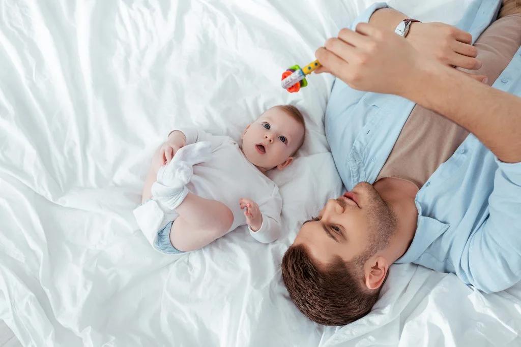 Ebeveynlerin bebeklerinin görme gelişimini desteklemesi mümkün mü?