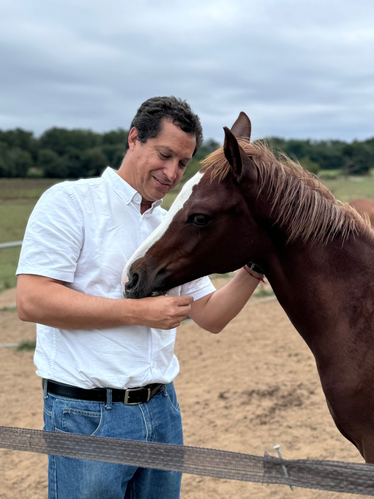 Dr Jorge with a horse