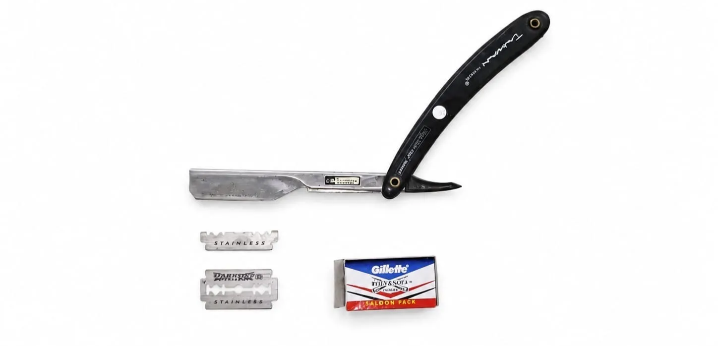 razor blades and handles