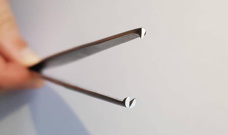 Figure 8 - An example of rat-toothed forceps.