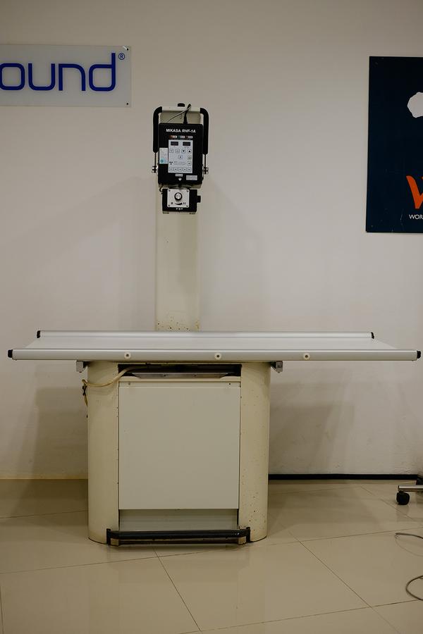 Figure 3 — The focal distance is the distance between the generator and the plate.