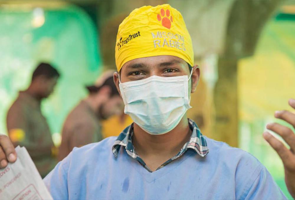 A Mission Rabies vet prepping for surgery