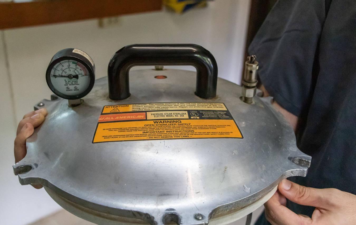 Figure 3 - An example of an autoclave lid with pressure gauge and valve.